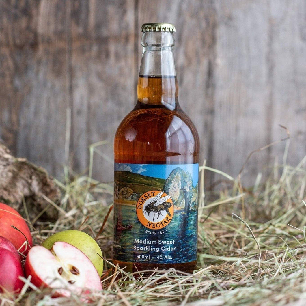Jurassic Skyline medium-sweet sparkling Cider 4% Alc. by Dorset Nectar